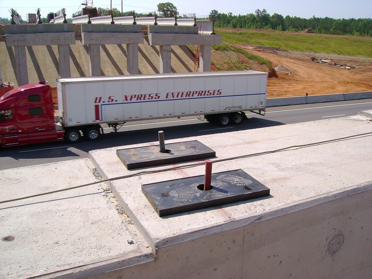 Elastomeric bridge bearing