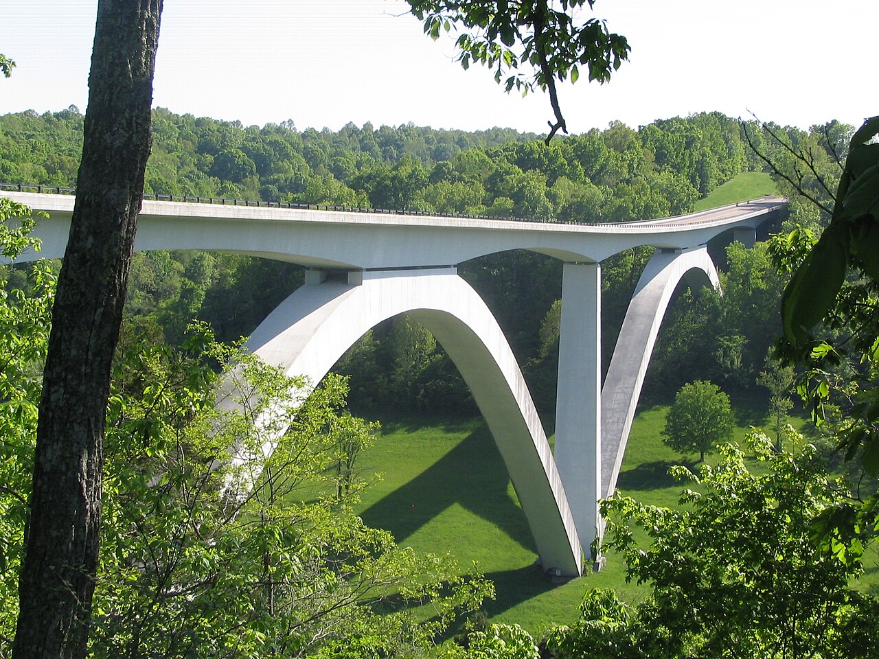 Natchez Trace Parkway concrete arch